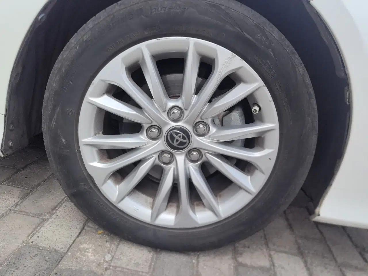 Toyota Allion 2021 2.0L Deluxe Edition — миниатюра 8