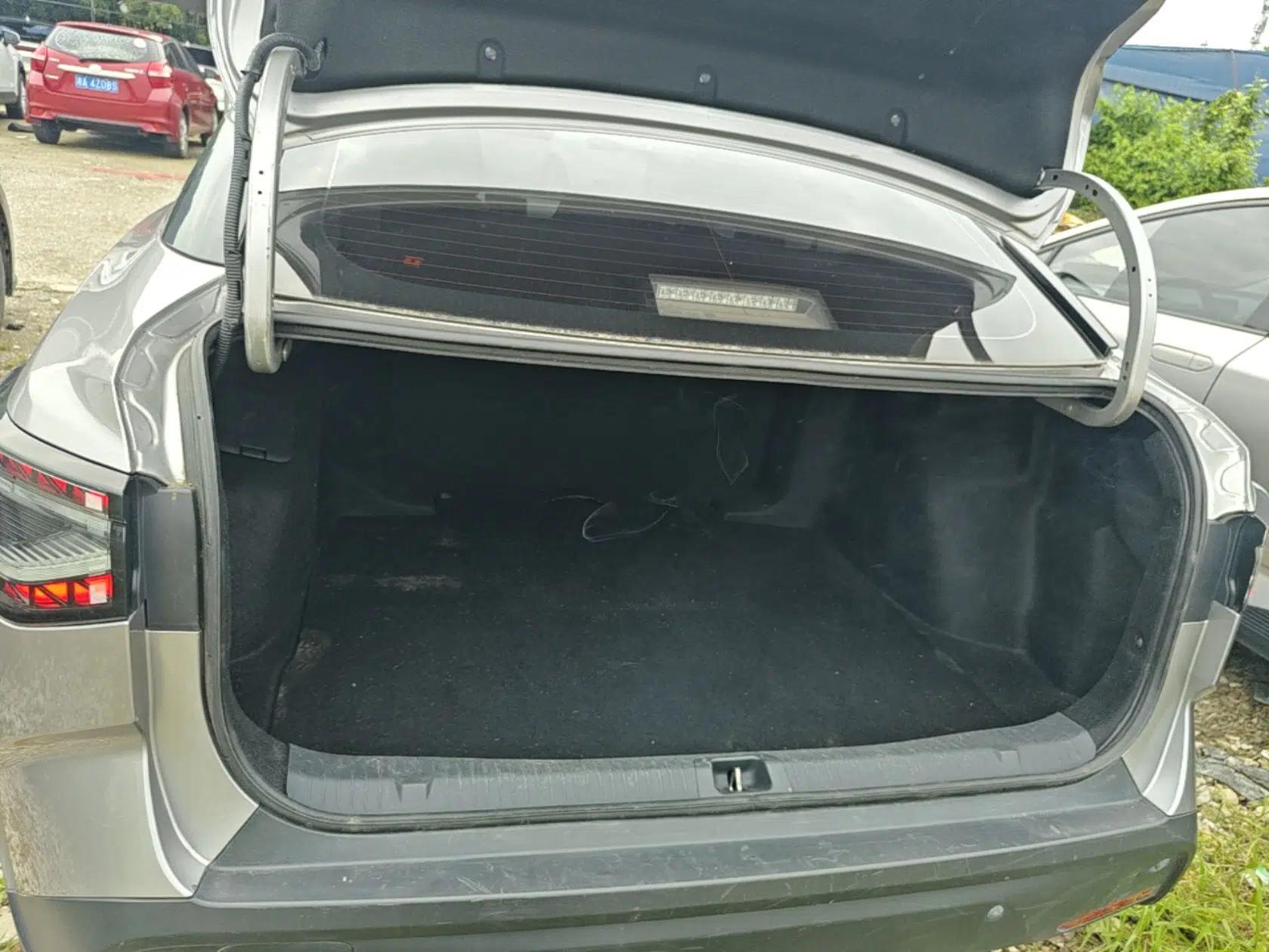 Toyota bZ3 2024 517 km Elite PRO — миниатюра 21