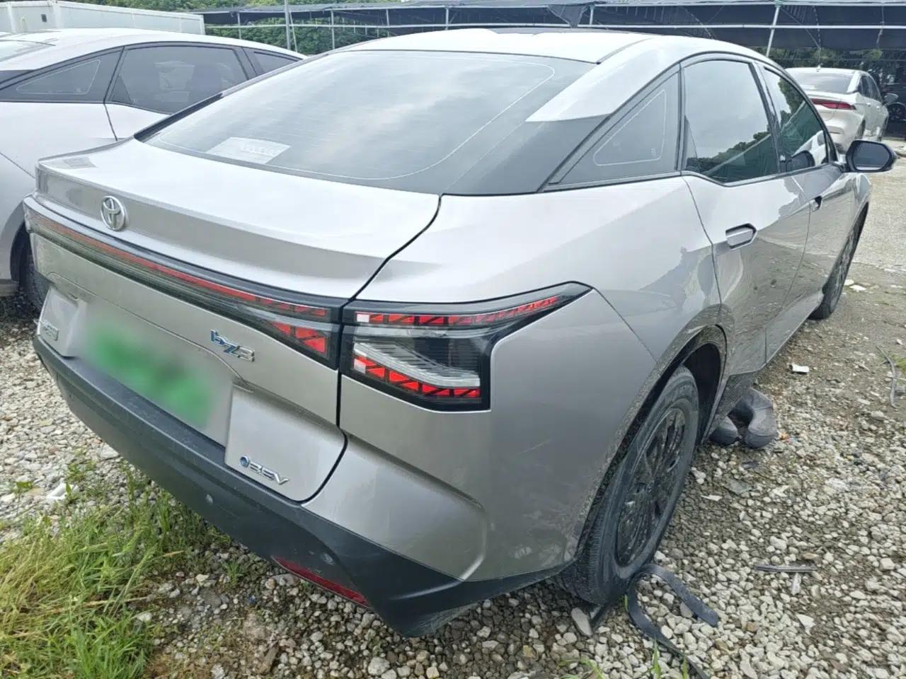 Toyota bZ3 2024 517 km Elite PRO — миниатюра 4