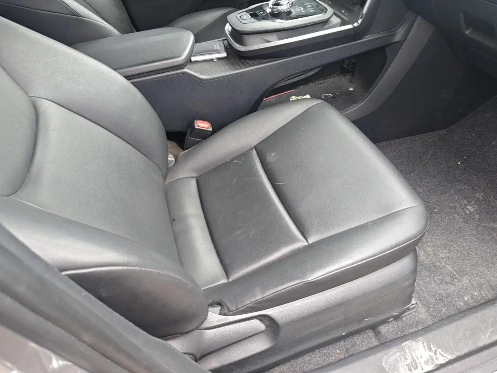 Toyota bZ3 2024 517 km Elite PRO — миниатюра 23