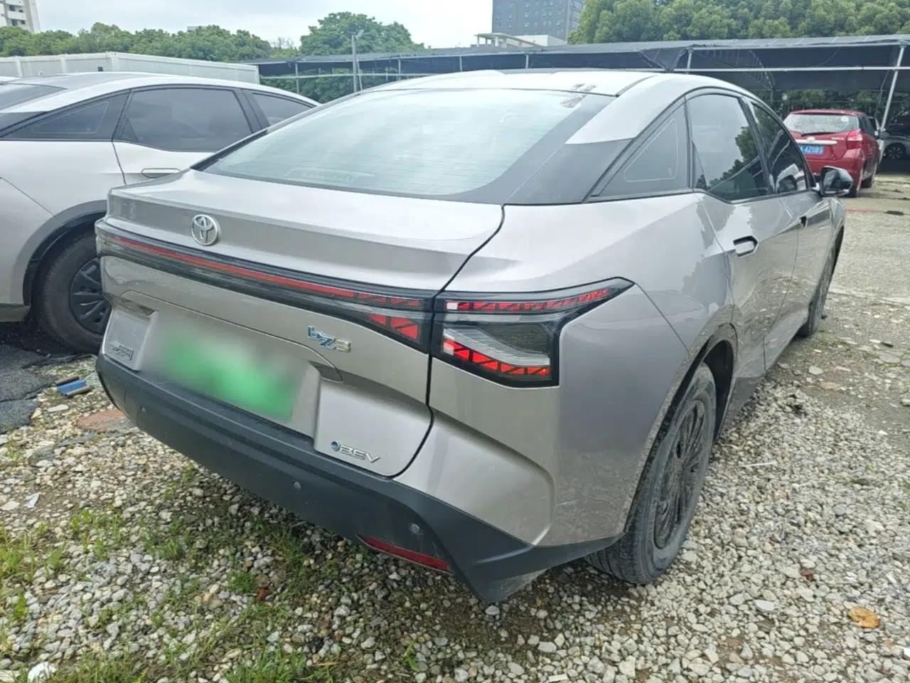 Toyota bZ3 2024 517 km Elite PRO — миниатюра 4