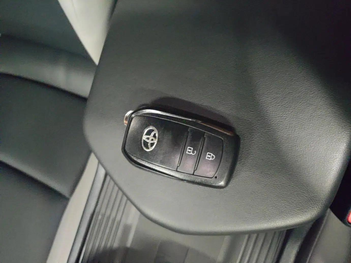 Toyota bZ3 2023 517 km Elite PRO — миниатюра 12