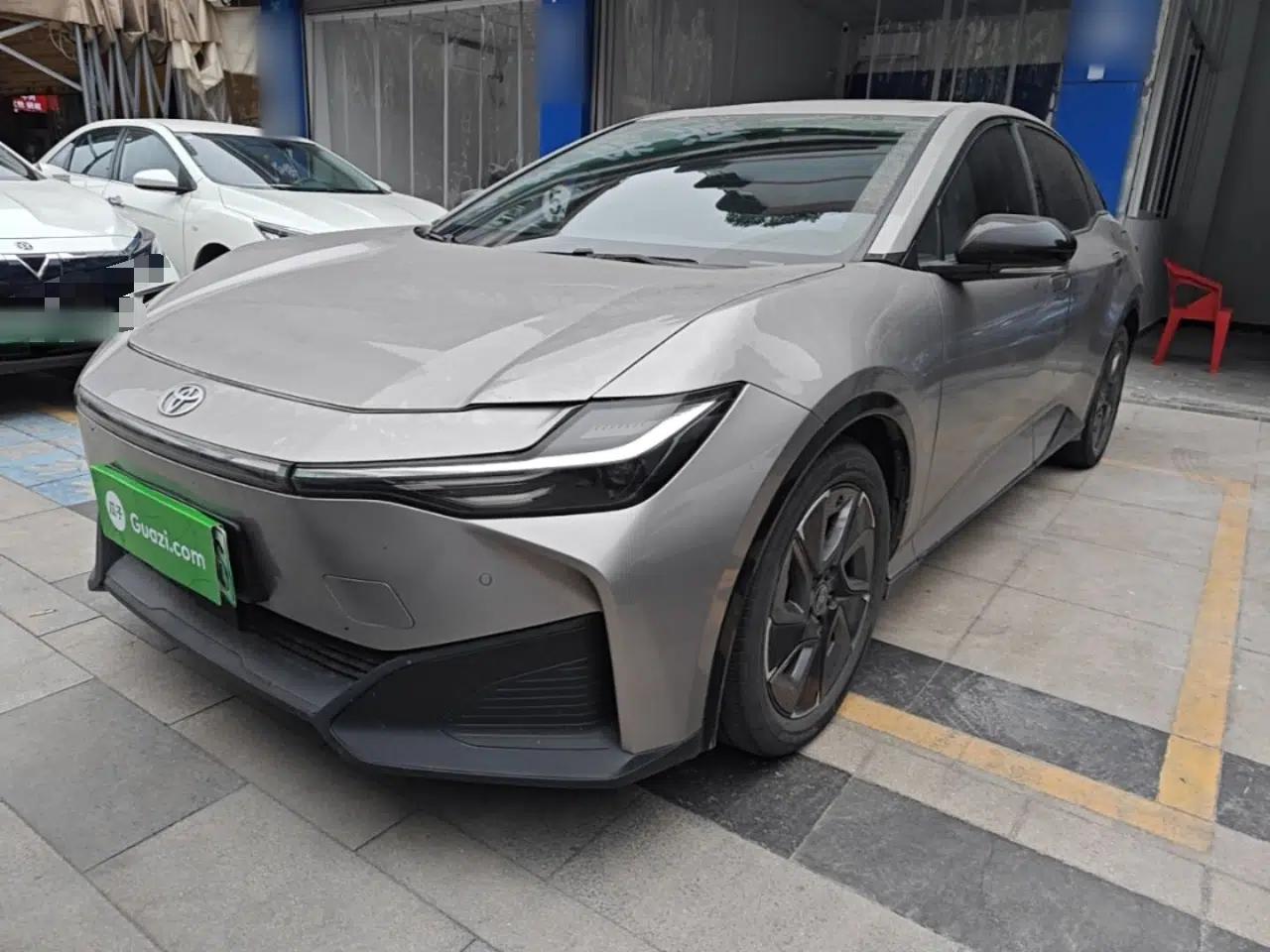 Toyota bZ3 2024 517 km Elite PRO — миниатюра 1