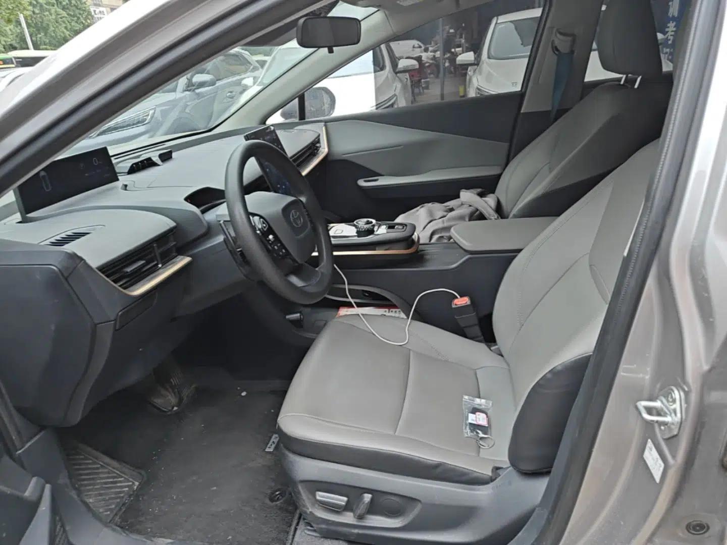 Toyota bZ3 2024 517 km Elite PRO — миниатюра 18
