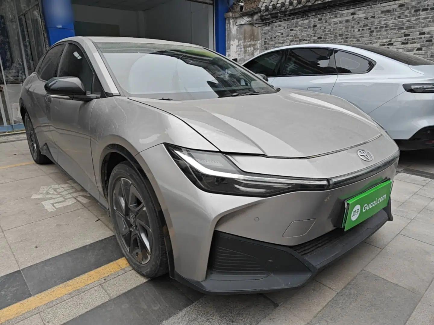 Toyota bZ3 2024 517 km Elite PRO — миниатюра 3