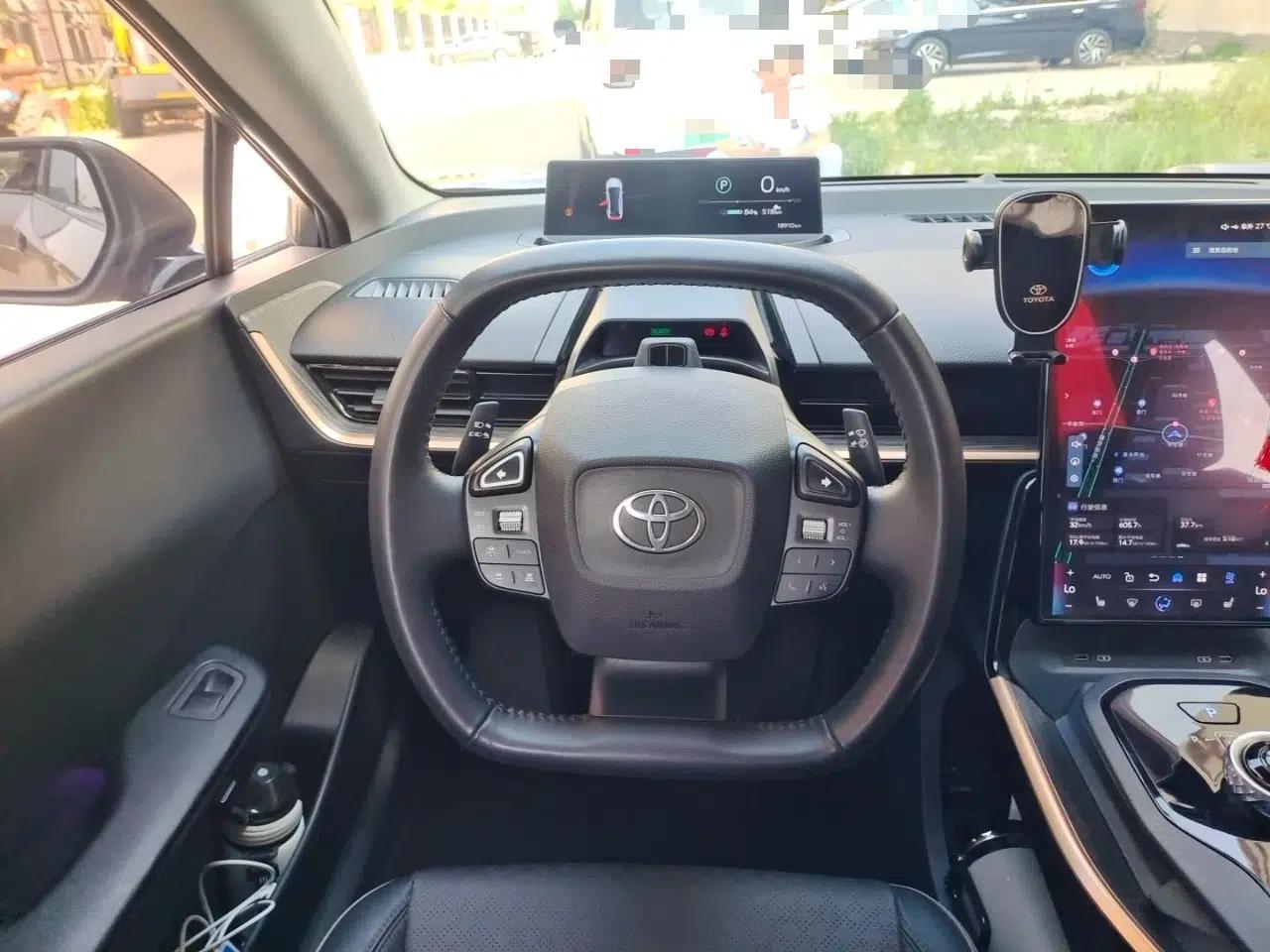 Toyota bZ3 2023 616 km Long-Range Premium — миниатюра 11