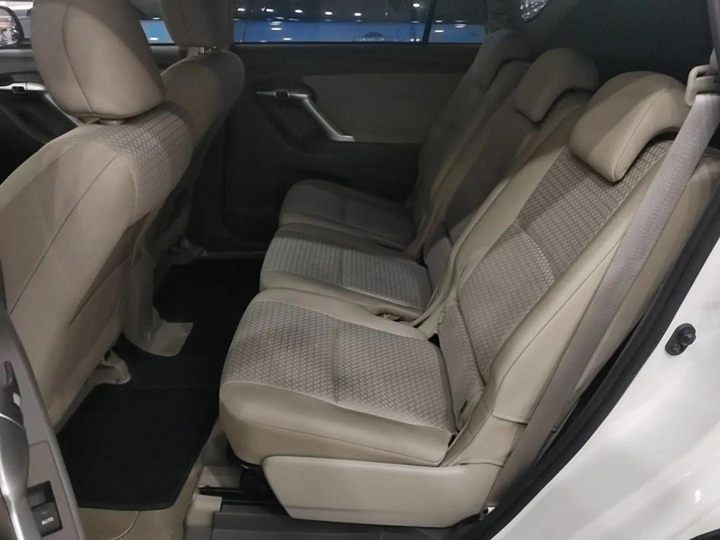 Toyota Verso 2015 180E CVT Crossover Edition — миниатюра 19