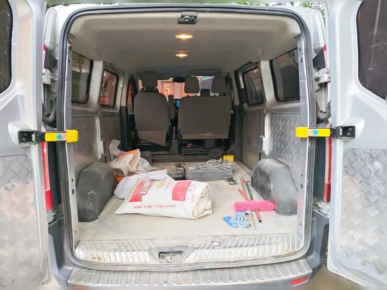 Ford Transit 2017 2.0T Diesel Multi-Purpose Commercial Vehicle Short Wheelbase Low Roof China V Standard — миниатюра 20