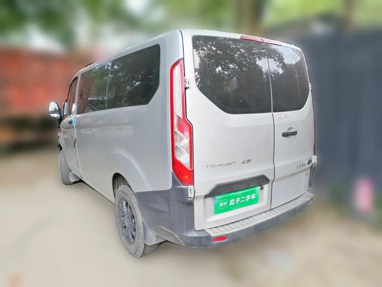 Ford Transit 2017 2.0T Diesel Multi-Purpose Commercial Vehicle Short Wheelbase Low Roof China V Standard — миниатюра 4