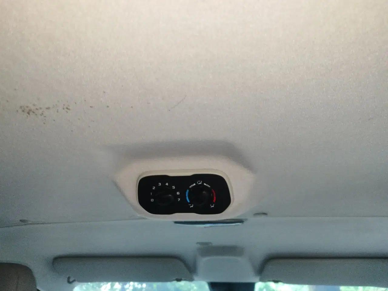Ford Transit 2023 2.0T Gasoline Automatic Business & Travel Model Mid-axle Low-roof Design 7/8/9-Seater — миниатюра 19