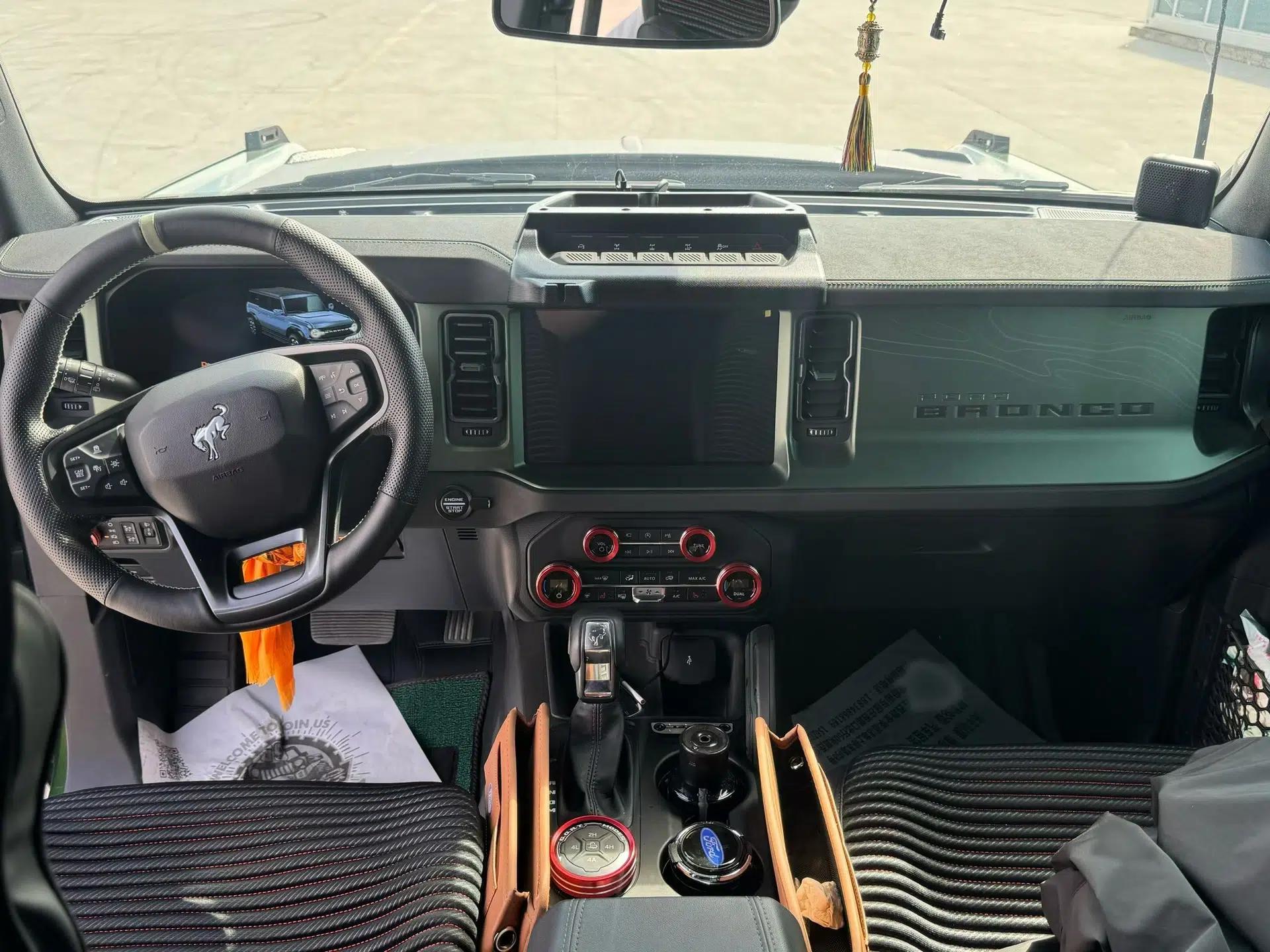 Ford Bronco 2024 2.3T Everglades — миниатюра 8