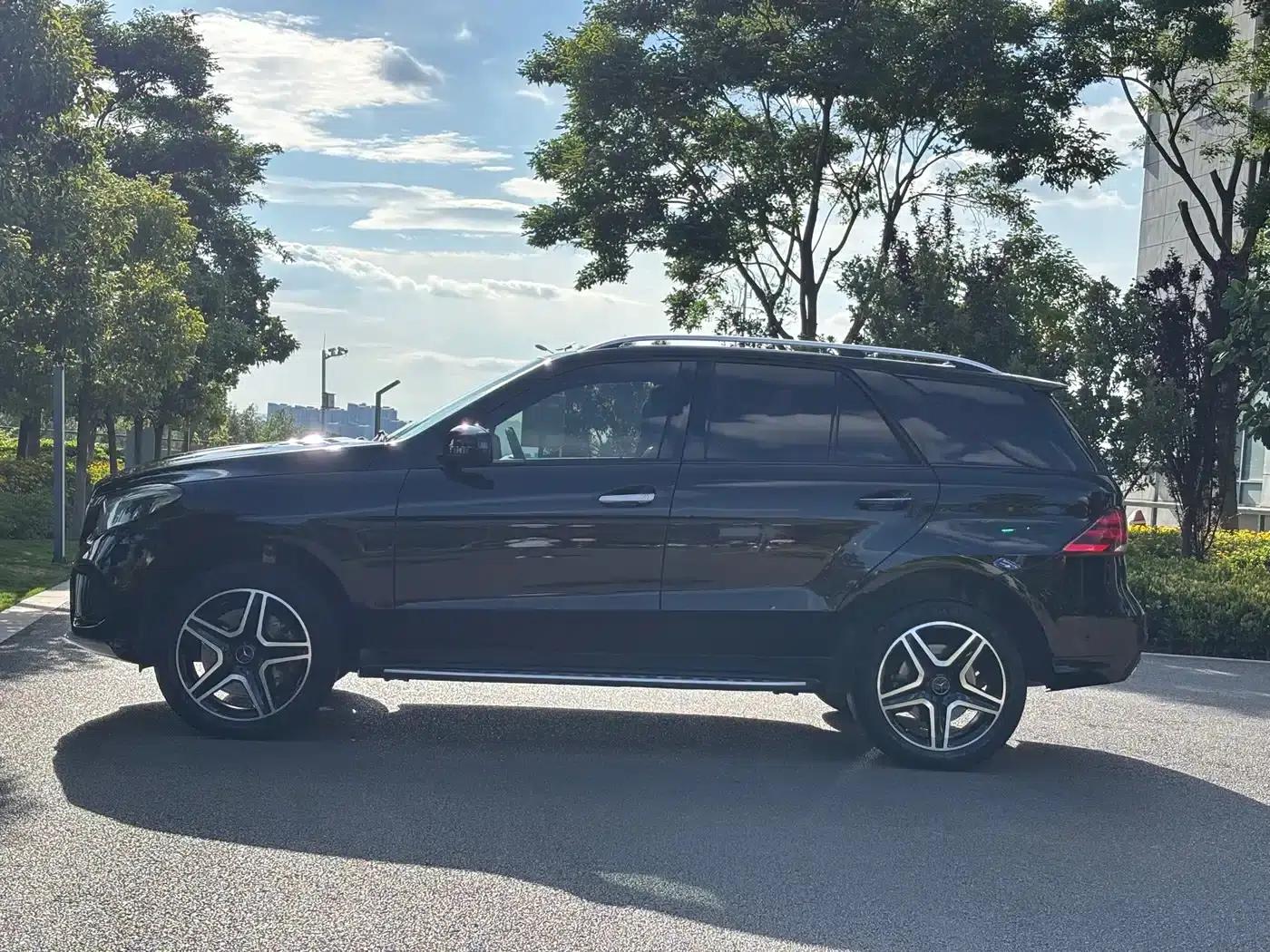 2017 Mercedes-Benz GLE AMG 43 4MATIC — миниатюра 10