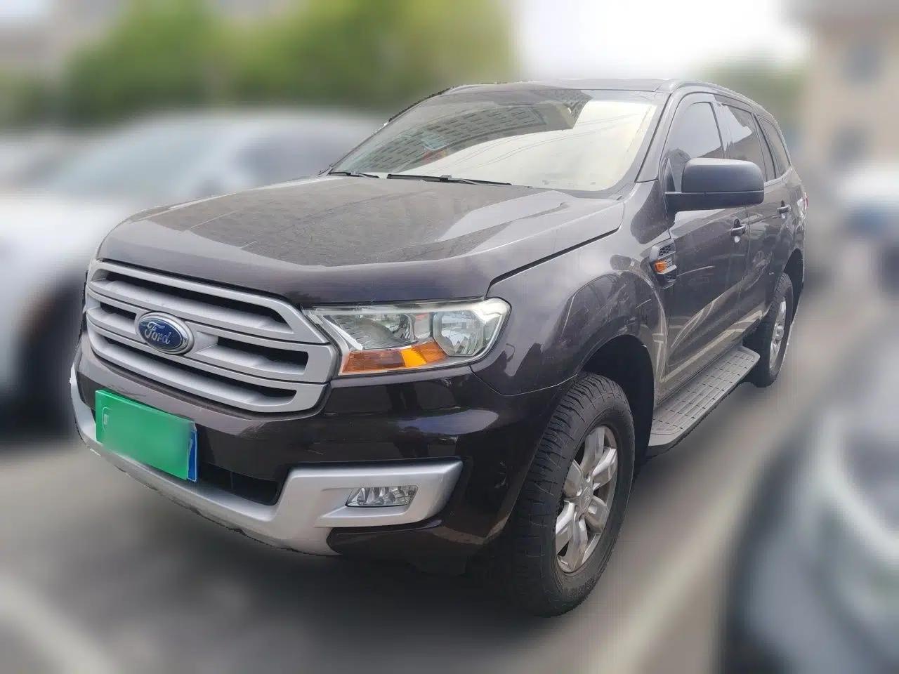 Ford Everest 2016 2.0T Gasoline Automatic 4x4 Elite Edition — миниатюра 1