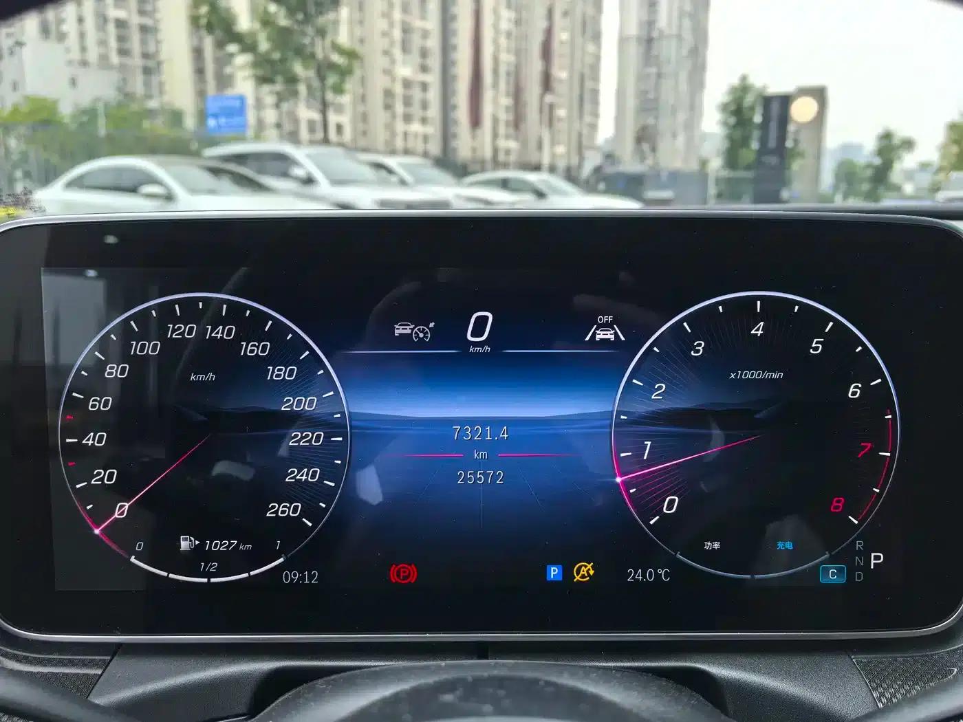 Mercedes-Benz CLE 2024 CLE 300 4MATIC Luxury Coupe — миниатюра 12