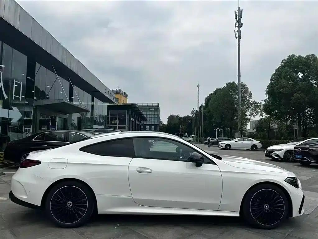 Mercedes-Benz CLE 2024 CLE 300 4MATIC Luxury Coupe — миниатюра 5