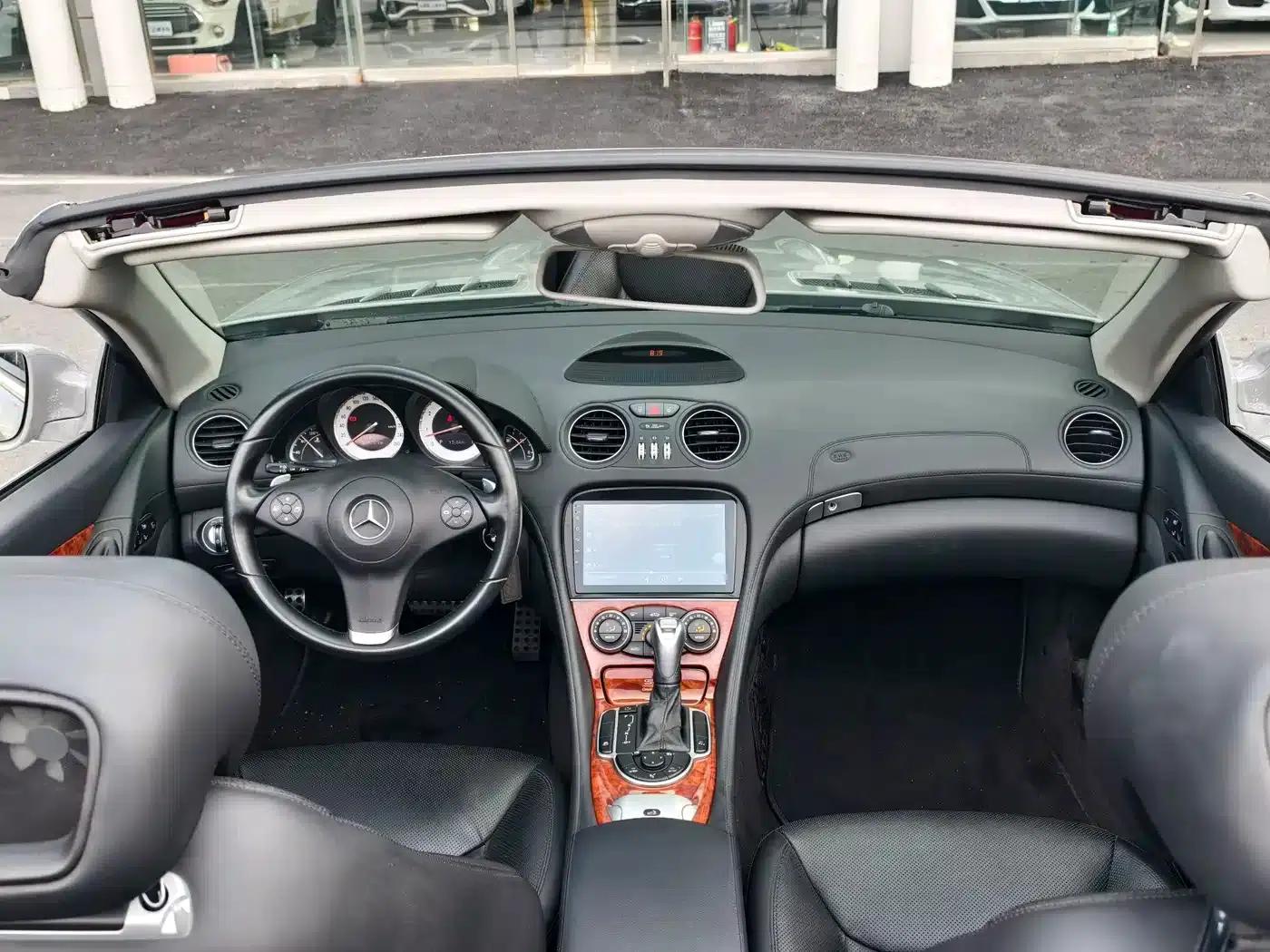 Mercedes-Benz SL-Class 2010 SL 350 — миниатюра 14