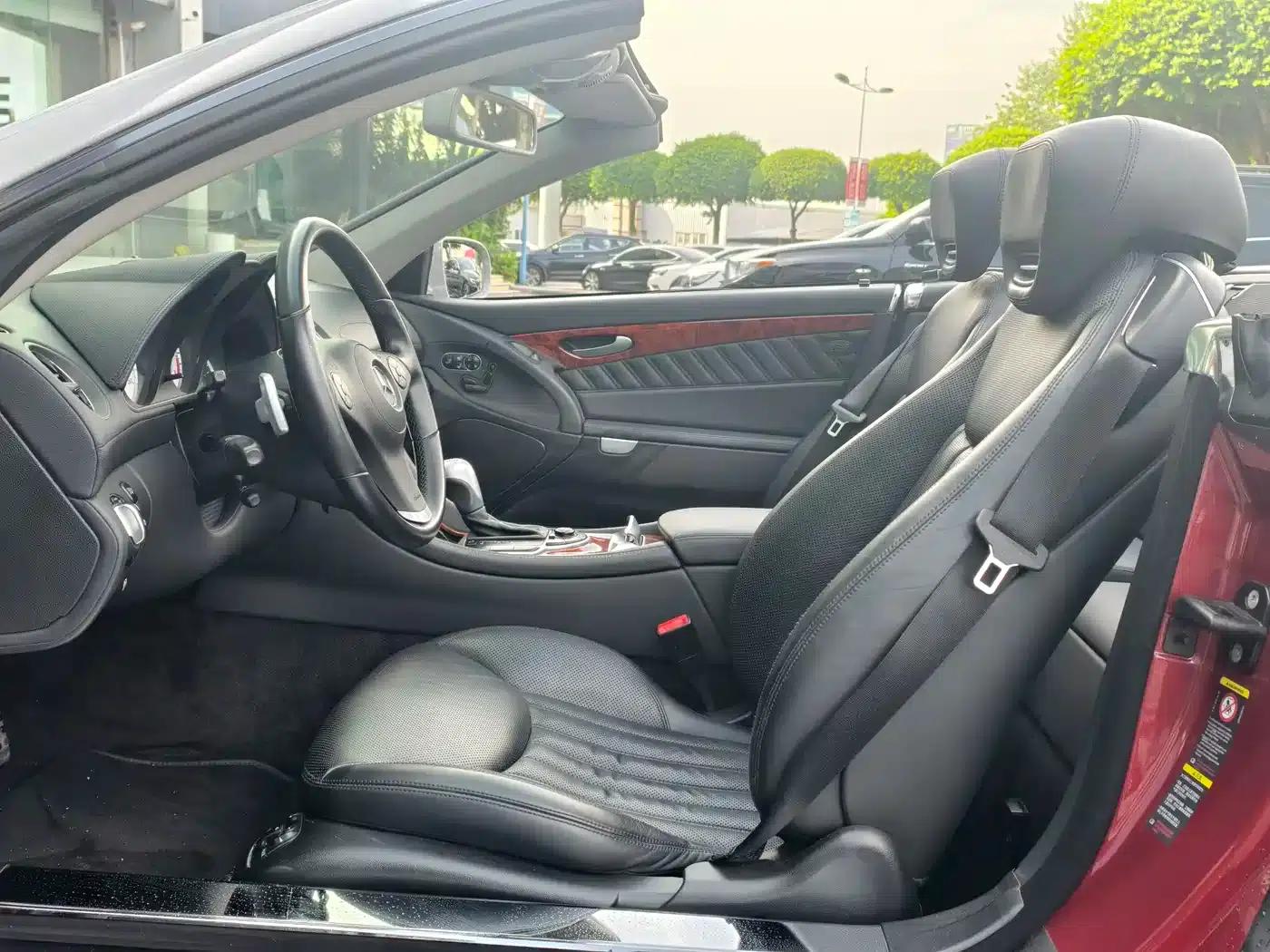 Mercedes-Benz SL-Class 2010 SL 350 — миниатюра 7