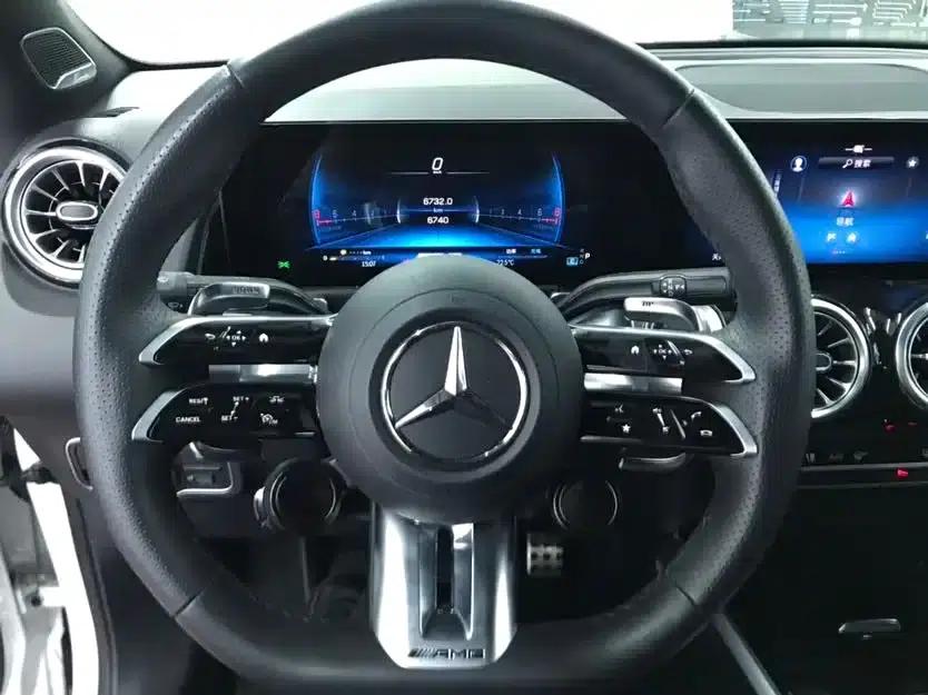 2024 Mercedes-Benz GLB AMG 35 4MATIC — миниатюра 5