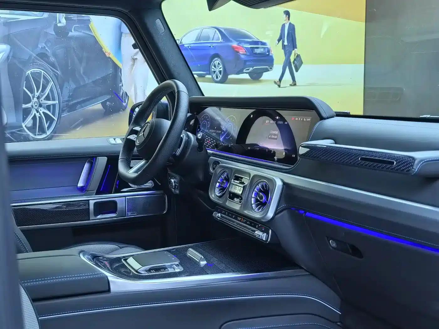 Mercedes-Benz G-Class PHEV 2025 G580 First Edition — миниатюра 33