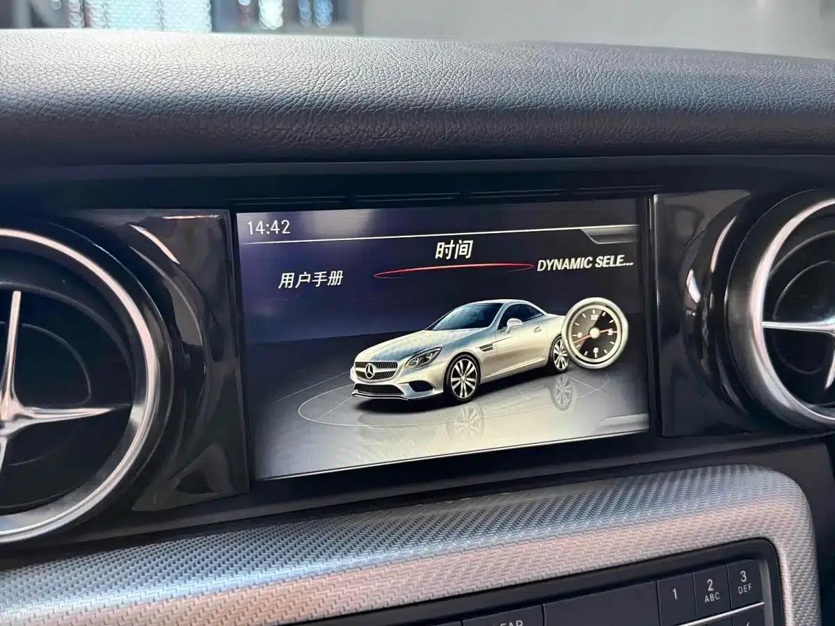Mercedes-Benz SLC 2018 SLC 260 Dynamic — миниатюра 11