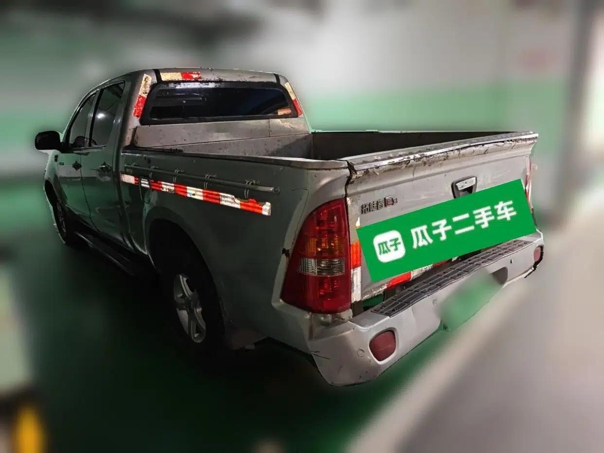 Foton Tunland 2017 2.8T E3 Diesel Two-Wheel Drive Extended Comfort Version BJ493ZLQ4 — миниатюра 4