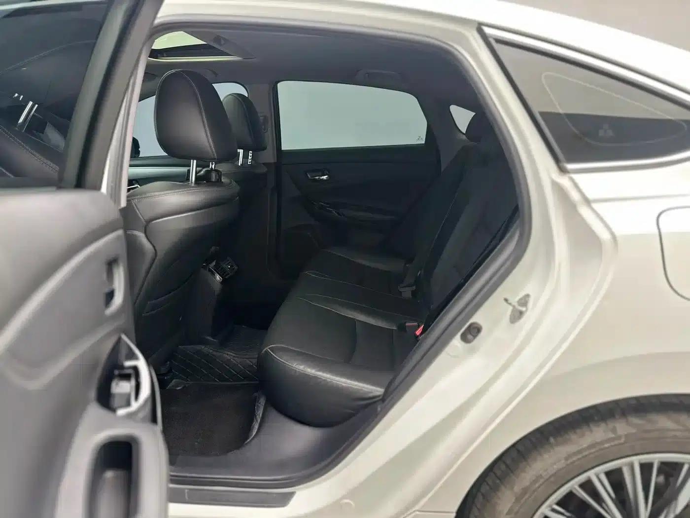 Spirior 2017 2.0L Comfort Edition — миниатюра 12