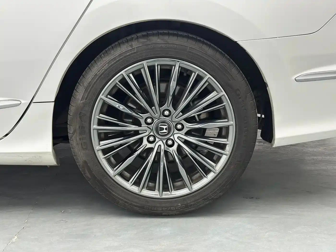 Spirior 2017 2.0L Comfort Edition — миниатюра 19