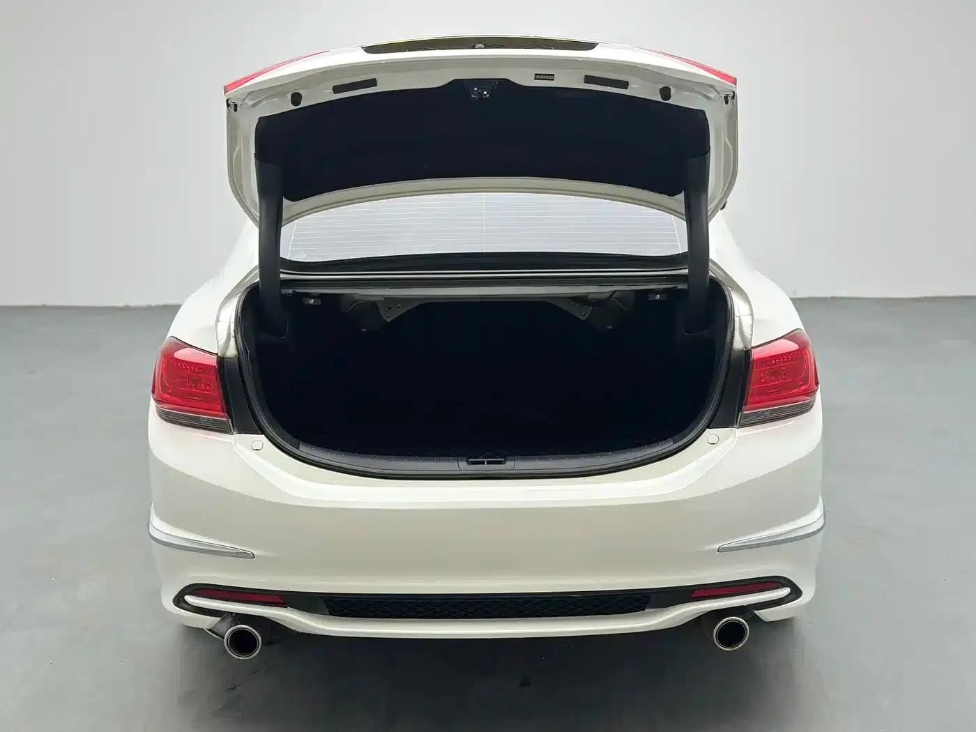 Spirior 2017 2.0L Comfort Edition — миниатюра 10