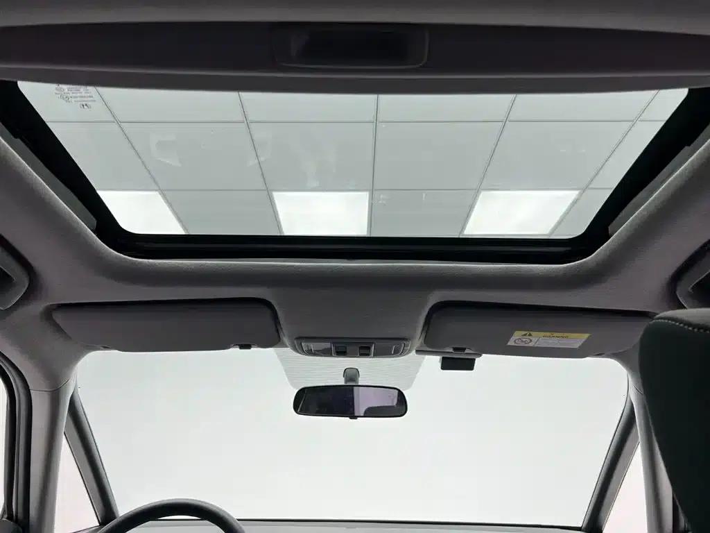LIFE 2023 1.5L CVT CRO-S Fun Edition — миниатюра 14