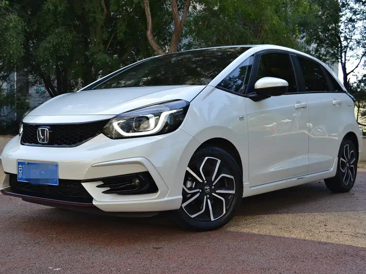 LIFE 2023 1.5L CVT SPO-SS Dynamic Edition — миниатюра 1