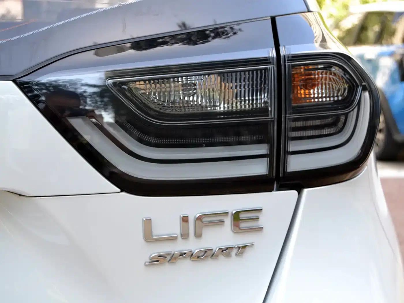 LIFE 2023 1.5L CVT SPO-SS Dynamic Edition — миниатюра 16