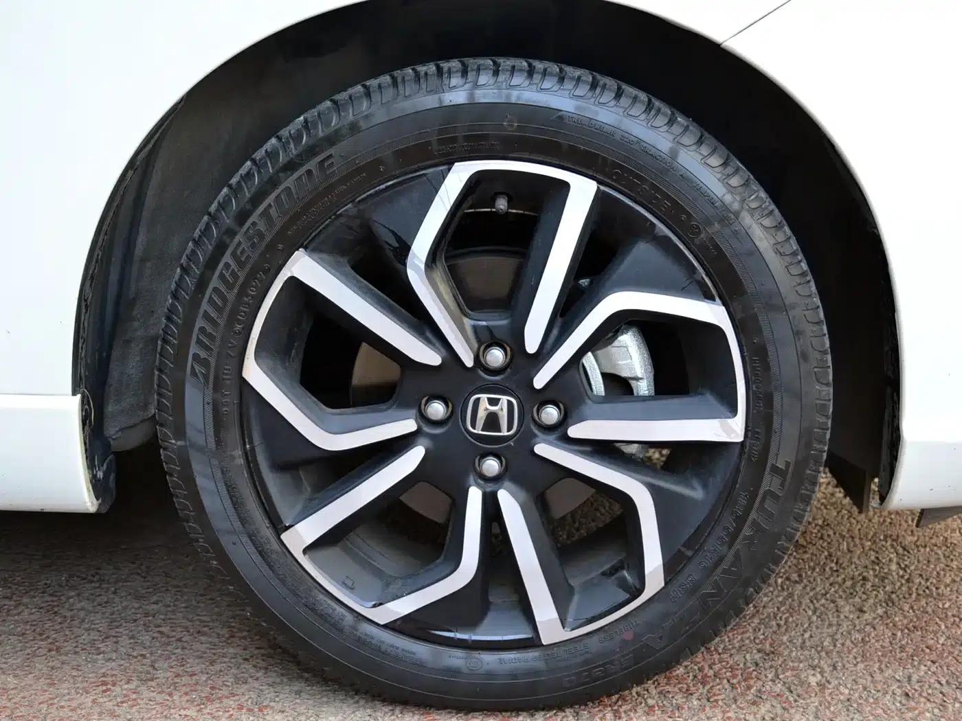 LIFE 2023 1.5L CVT SPO-SS Dynamic Edition — миниатюра 7