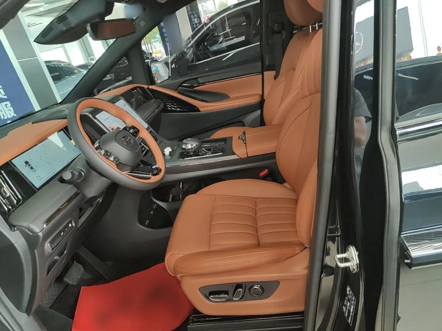 GAC Trumpchi E9 2025 E9 Superfast Charging Deluxe Edition — миниатюра 18