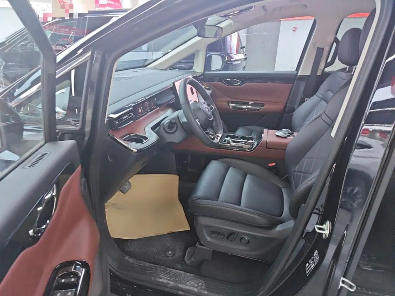 GAC Trumpchi E8 New Energy 2024 150km MAX+ — миниатюра 19