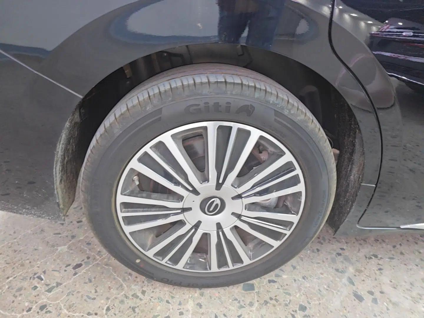 GAC Trumpchi E8 New Energy 2024 150km MAX+ — миниатюра 10
