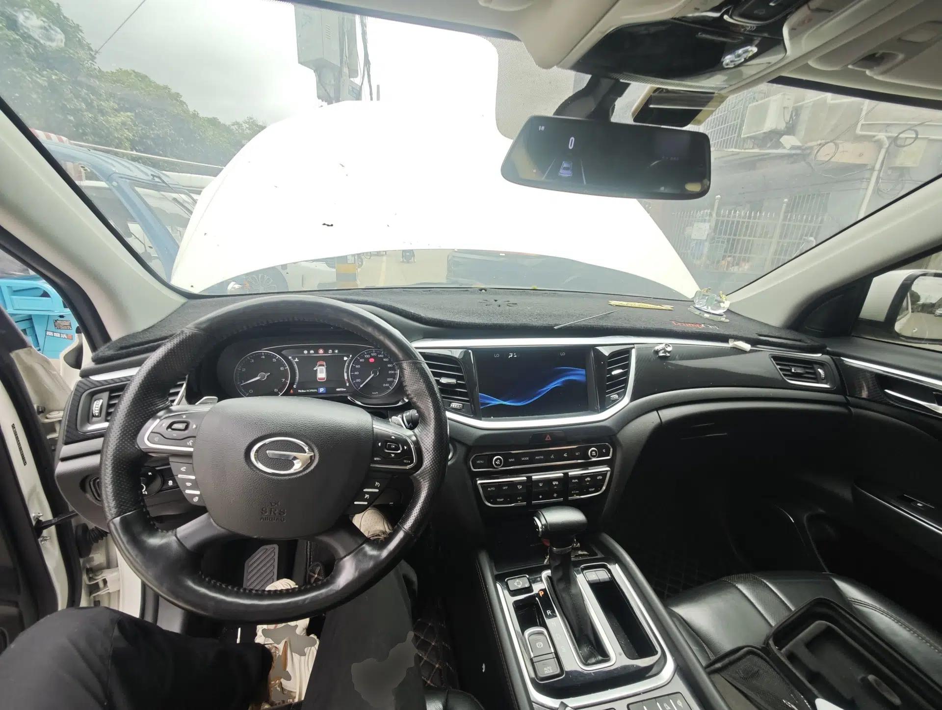 GAC Trumpchi GS7 2017 320T Two-Wheel-Drive Luxury Smart Connectivity Model — миниатюра 6