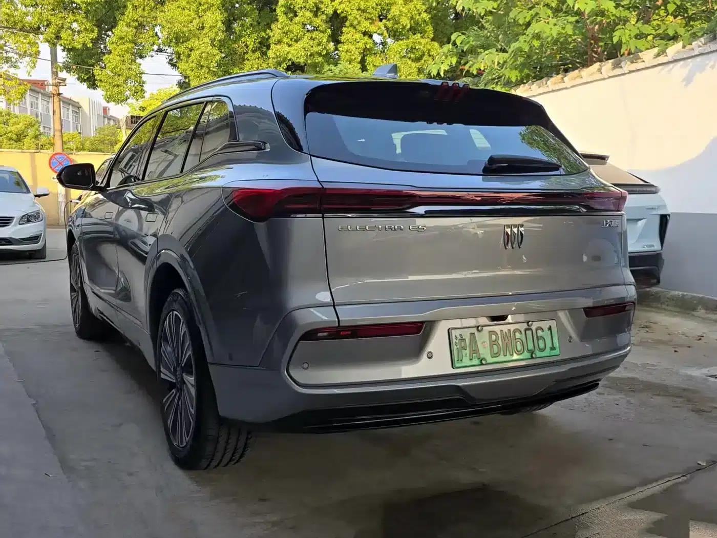 Buick E5 2023 Premium Standard Range Edition — миниатюра 7