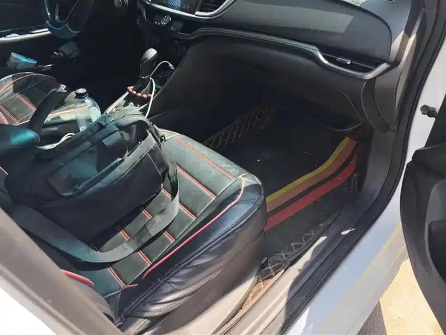 Buick Verano 2018 18T Automatic Elite — миниатюра 8