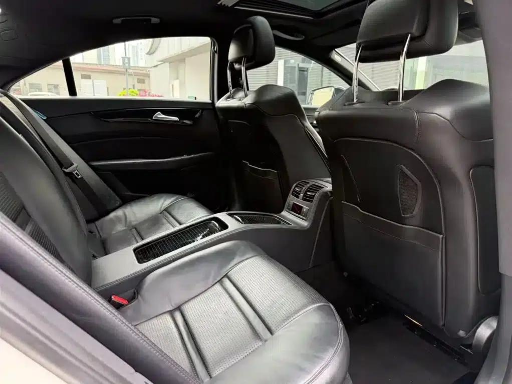 2015 Mercedes-Benz CLS AMG 63 4MATIC — миниатюра 2