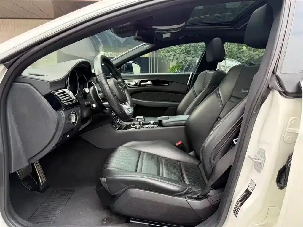 2015 Mercedes-Benz CLS AMG 63 4MATIC — миниатюра 3