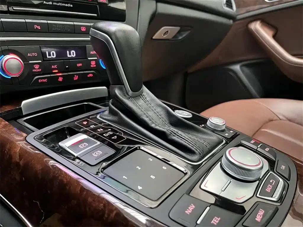 Audi A6L PHEV 2018 40 e-tron — миниатюра 13
