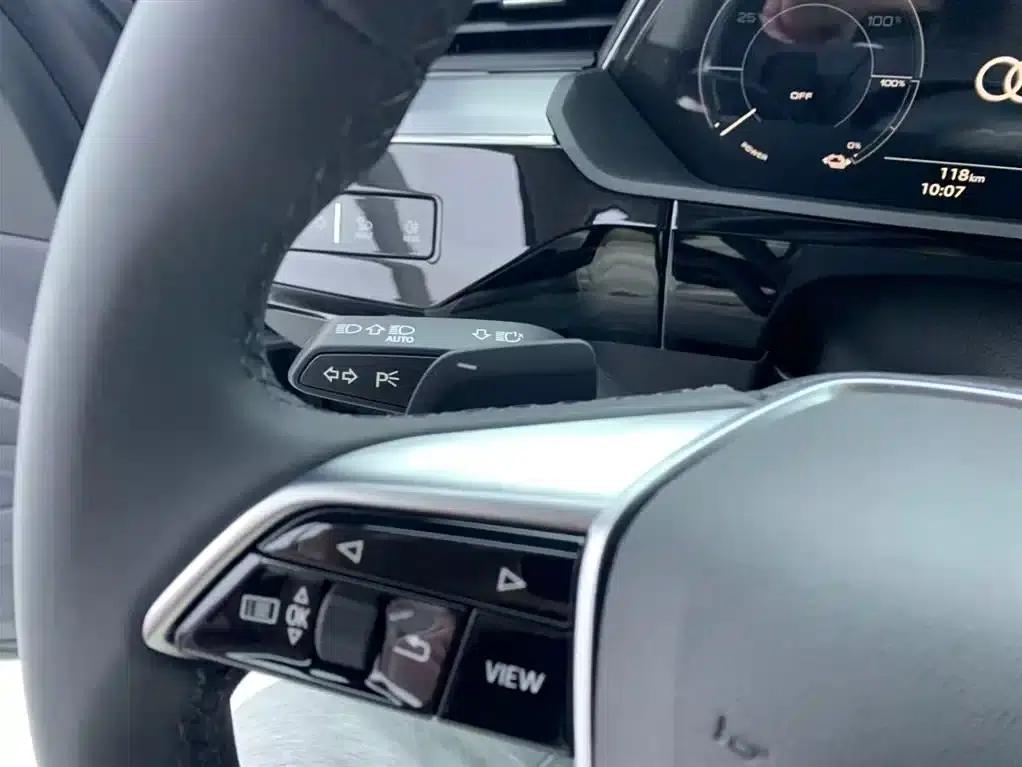 Audi e-tron 2021 50 quattro Luxury — миниатюра 18
