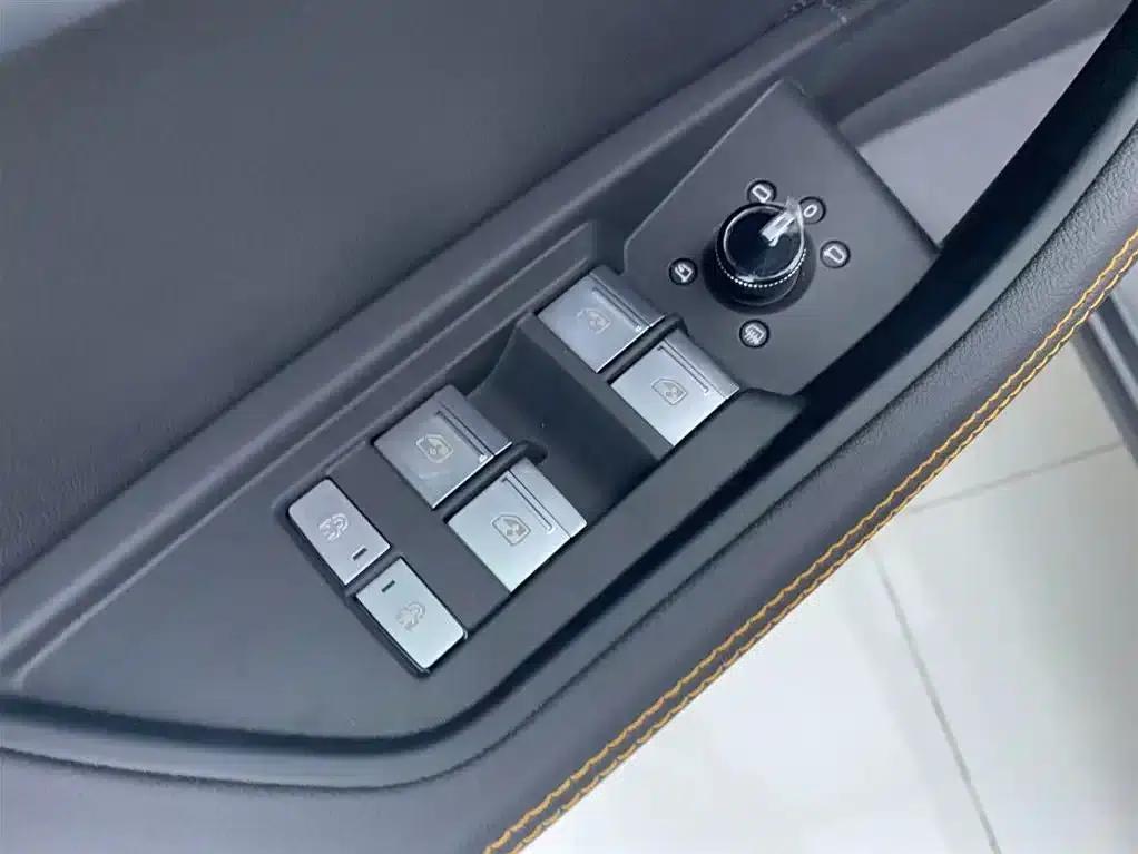 Audi e-tron 2021 50 quattro Luxury — миниатюра 27