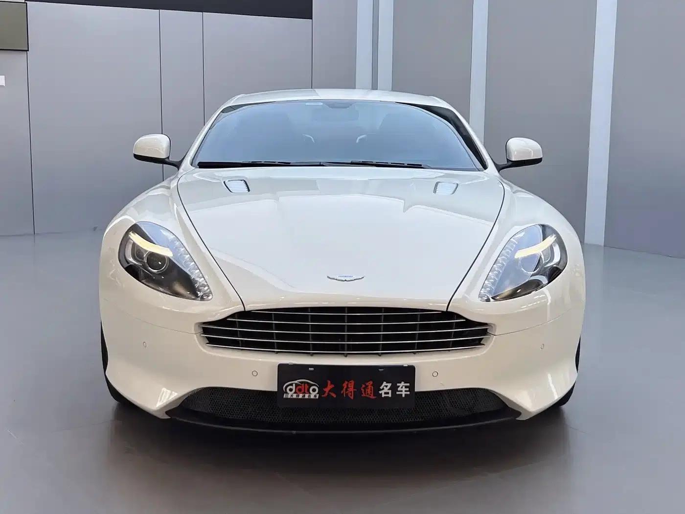 Aston Martin DB9 2013 6.0L Coupe — миниатюра 2