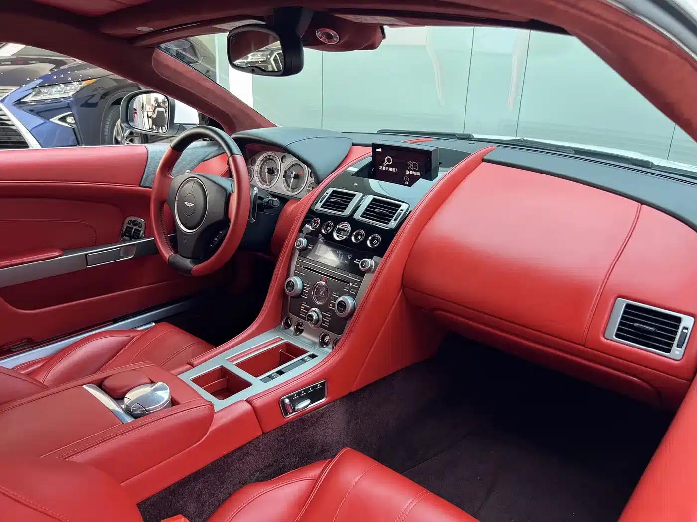 Aston Martin DB9 2013 6.0L Coupe — миниатюра 11