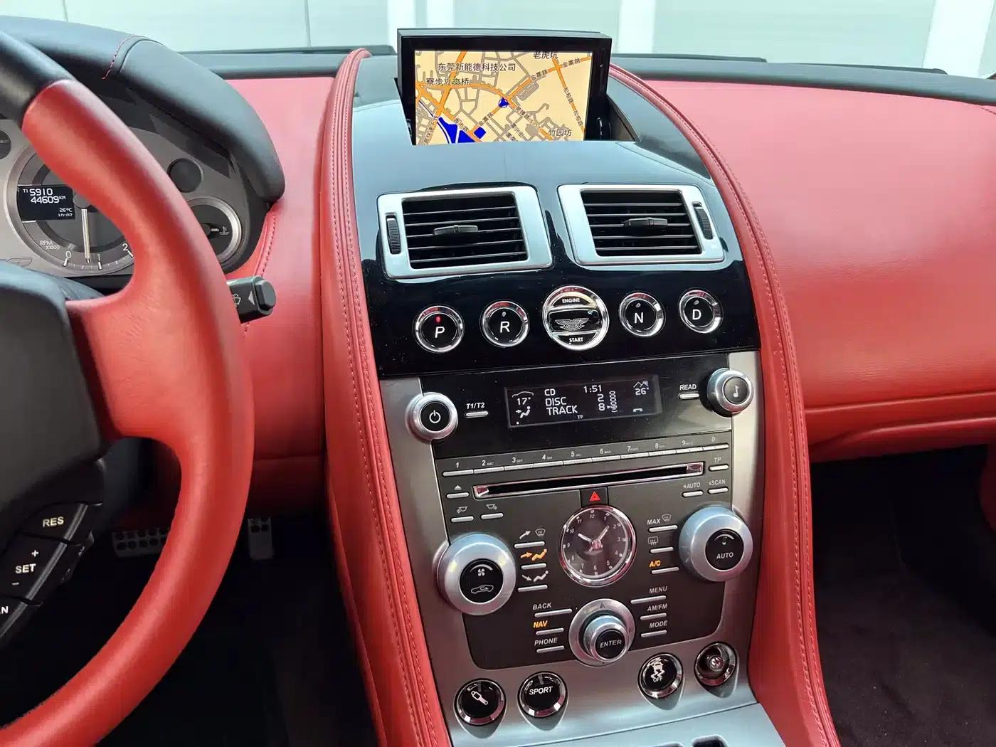 Aston Martin DB9 2013 6.0L Coupe — миниатюра 6