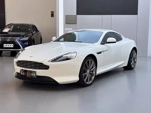 Aston Martin DB9 2013 6.0L Coupe