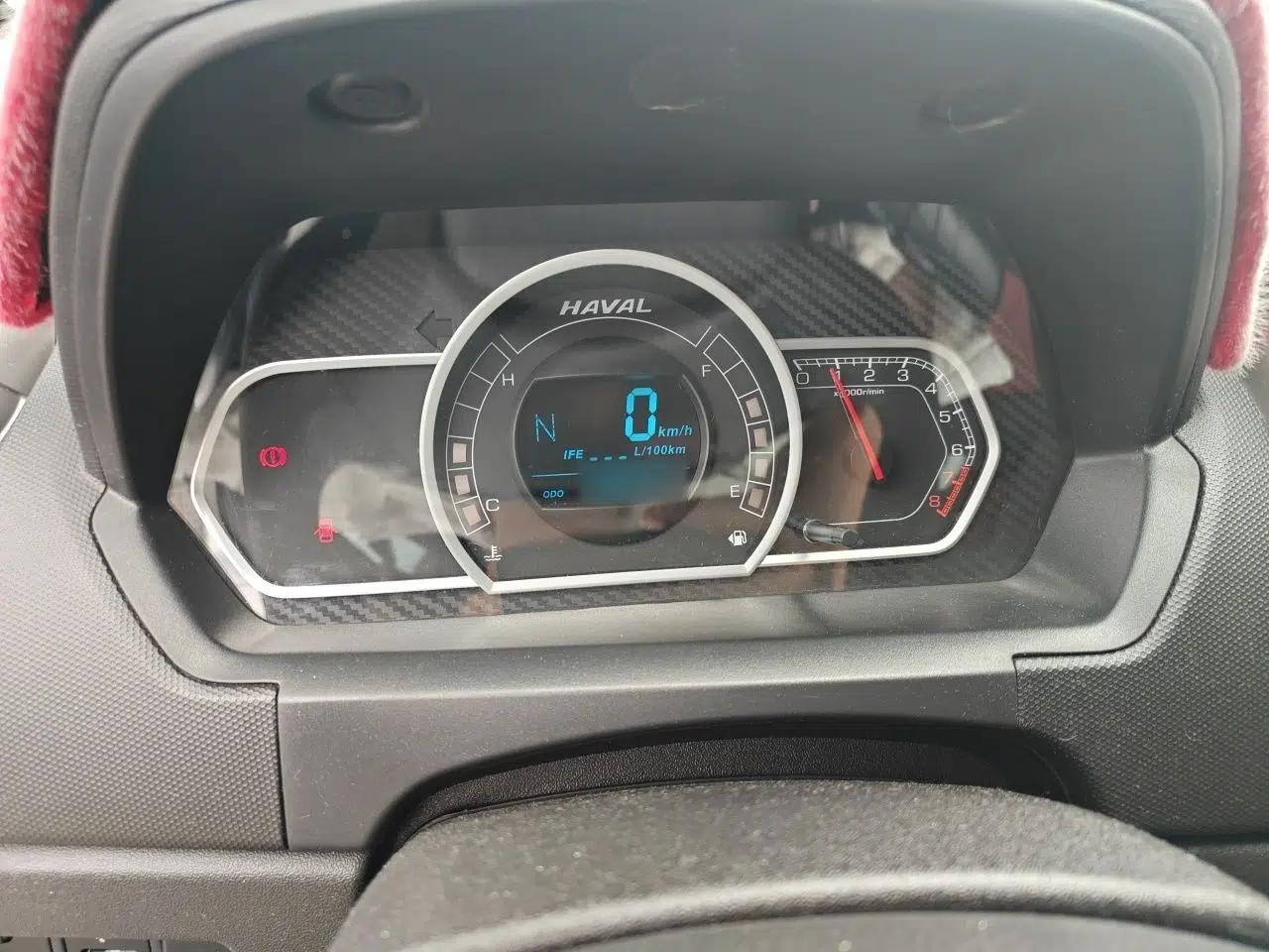 Haval H1 2017 Red-Label 1.5L AMT Luxury Model — миниатюра 10
