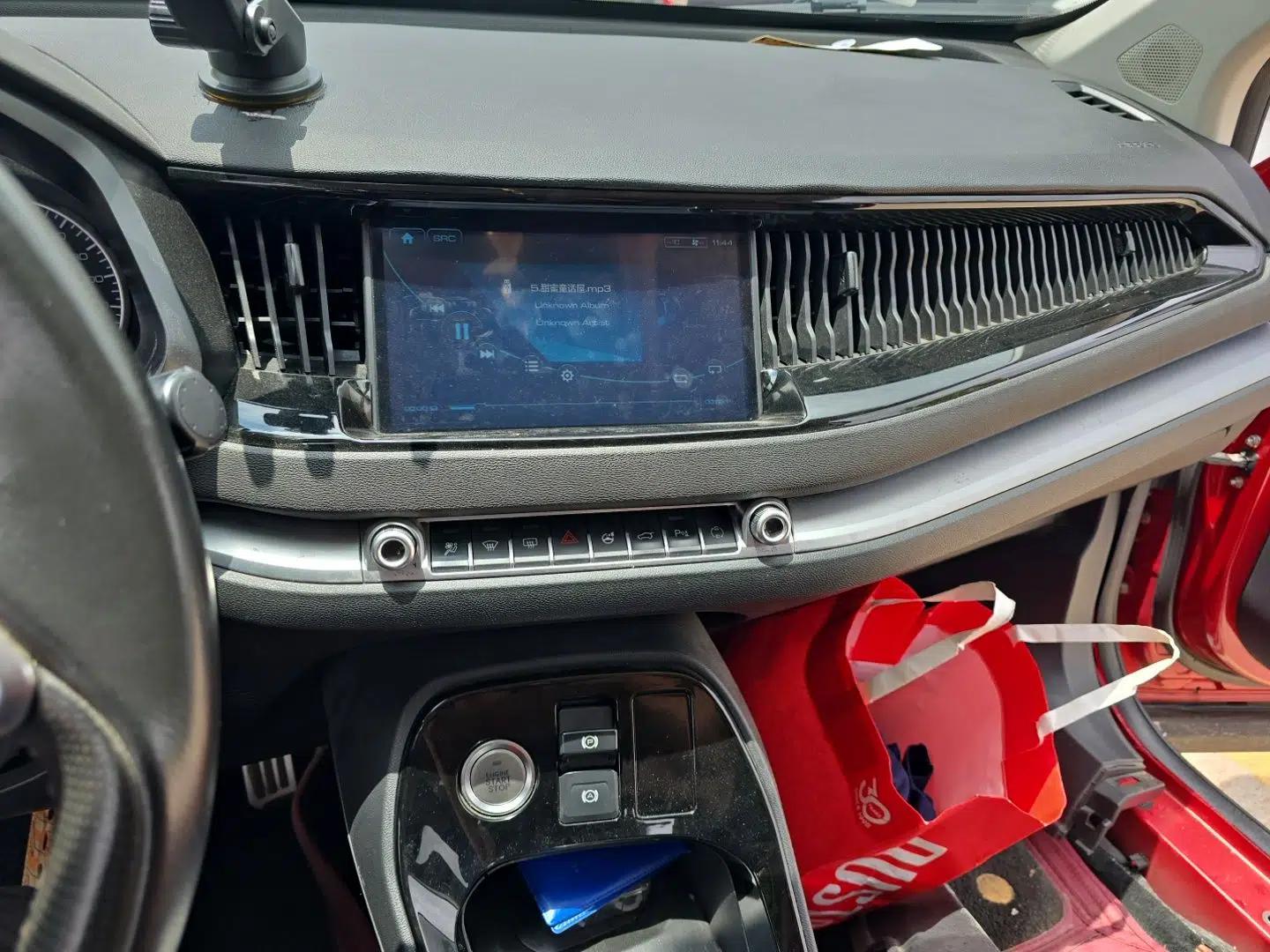 Haval H2s 2018 Red-Label 1.5T Dual-Clutch Luxury Model — миниатюра 14