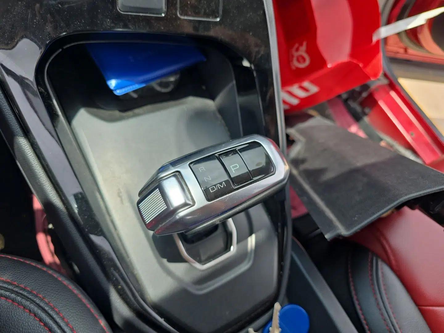 Haval H2s 2018 Red-Label 1.5T Dual-Clutch Luxury Model — миниатюра 15